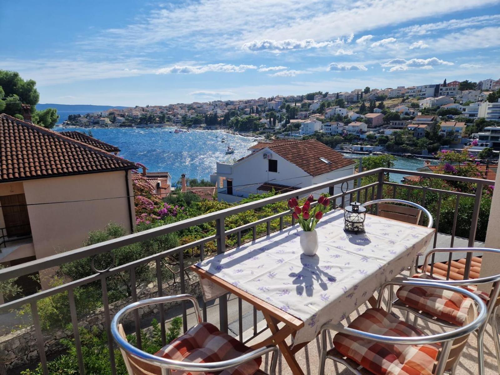 Apartmani Anna Trogir Exterior photo